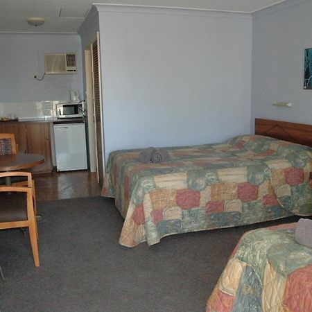 Collie Motel Luaran gambar