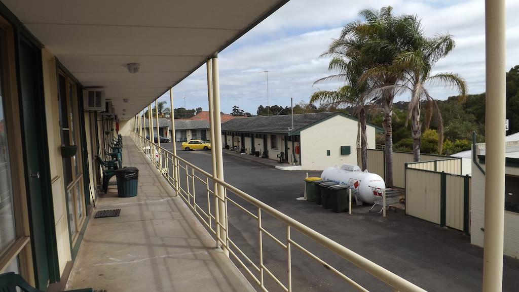 Collie Motel Luaran gambar